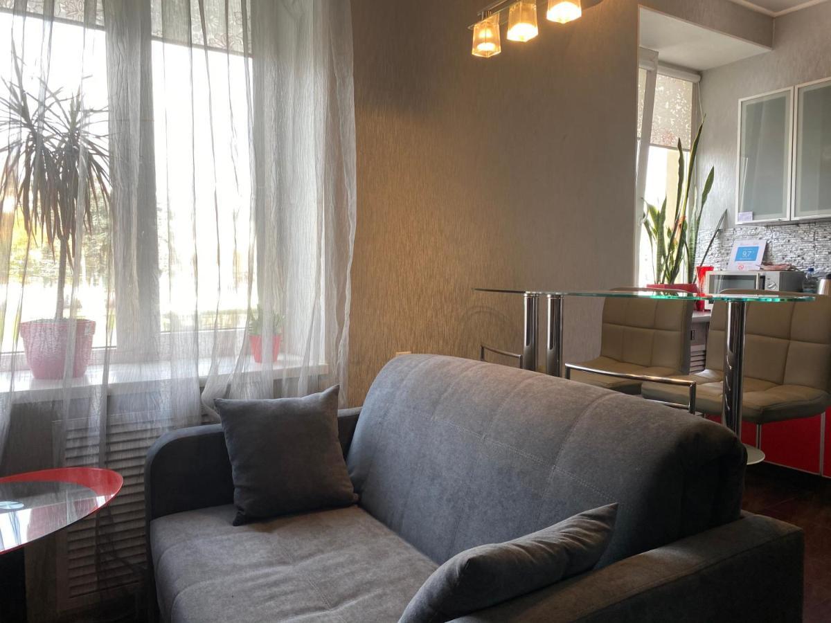Modern Luxury Studio In The Center Of Kharkiv At Konstitutsii Square Extérieur photo